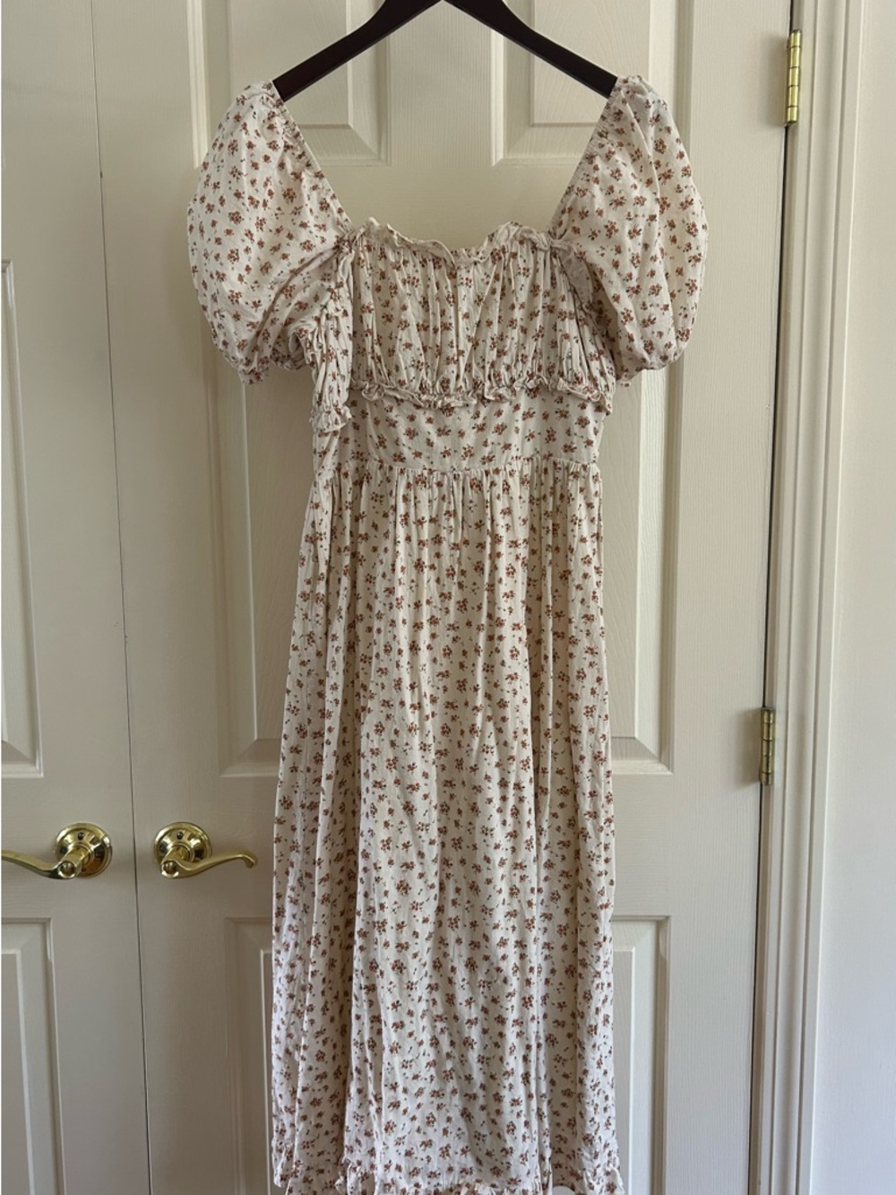 Neuflora Cream Puff Sleeve Floral Midi Dress